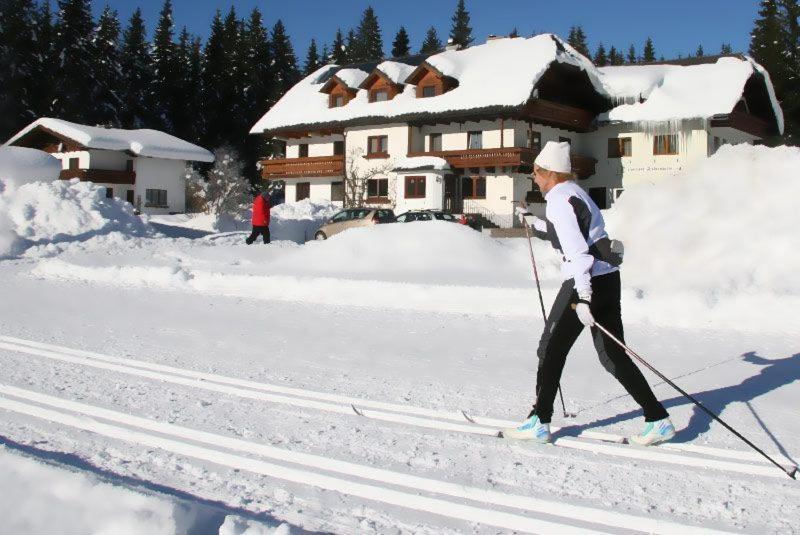 Alpengasthof Fichtenheim 호텔 람자우 암 다흐스타인 외부 사진
